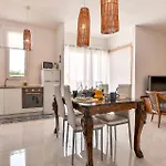 Awesome Home In Trappeto With Wifi Σπίτι διακοπών